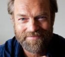 Hugo Weaving