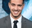 Vadhir Derbez